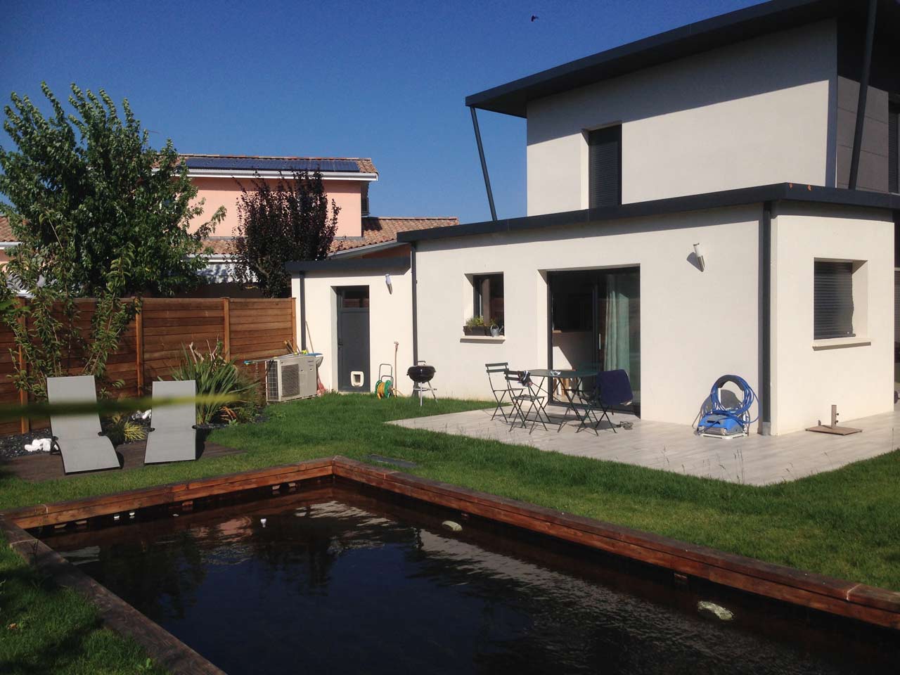 Lire la suite à propos de l’article Avis de Zuzana H. sur sa piscine BioPoolTech