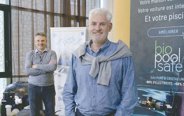 Lire la suite à propos de l’article  » Les piscines de Biopooltech surfent sur la vague verte « 