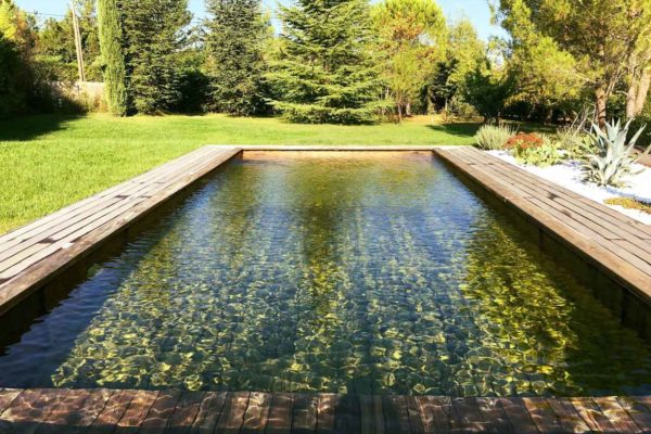 Piscine Biopooltech bois connectée